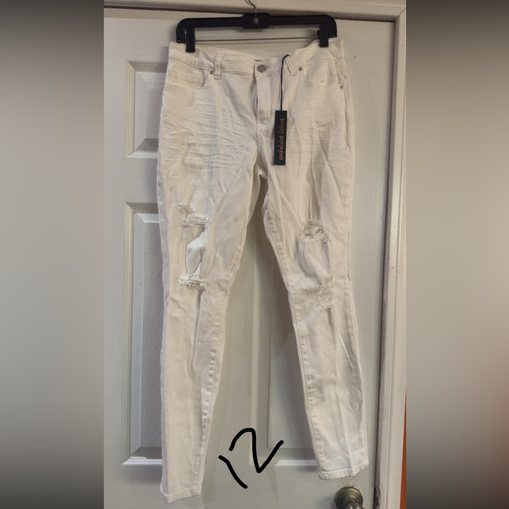 Charlotte Russe White Boyfriend Jeans